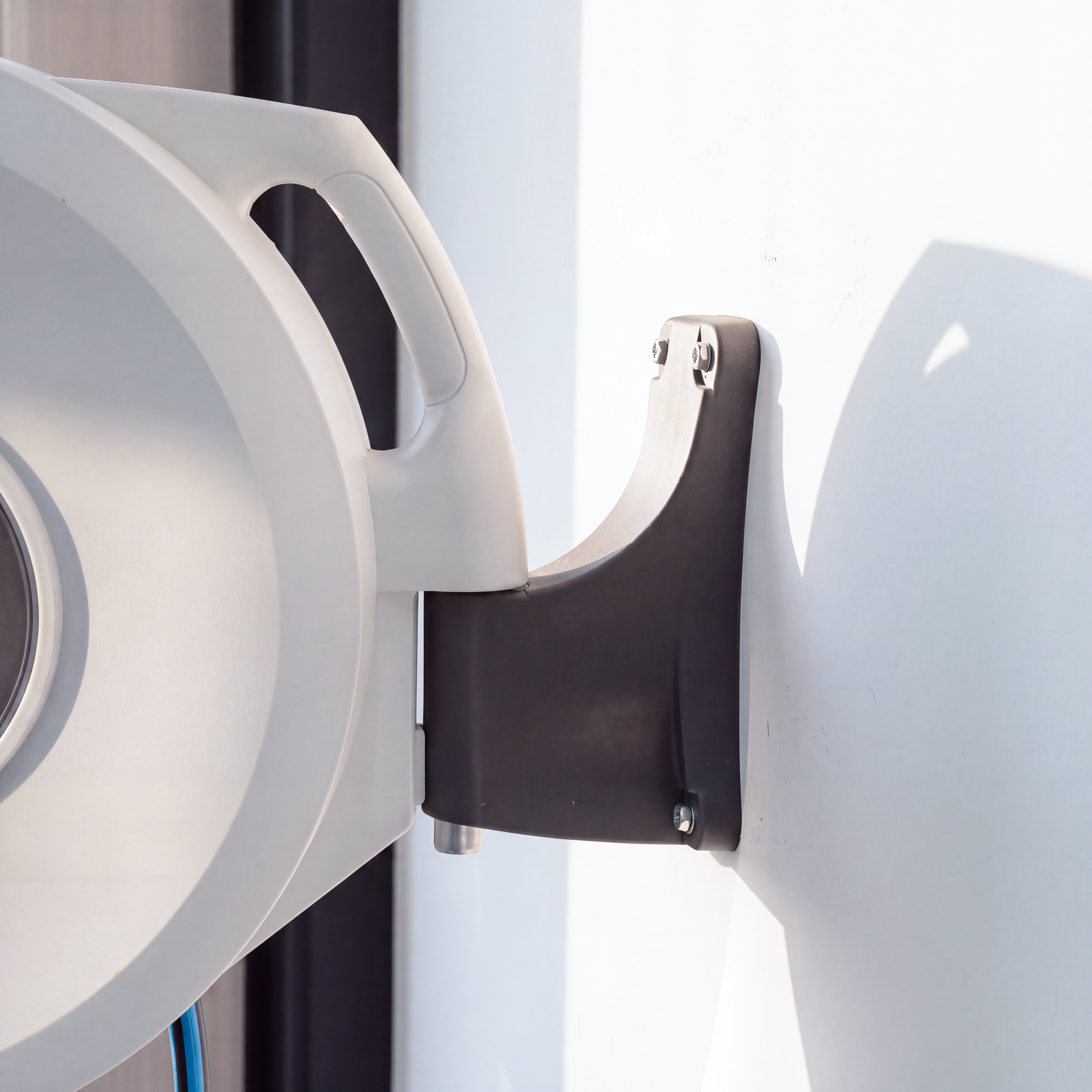 Relhost Wall Mounting Bracket Kit (#04)